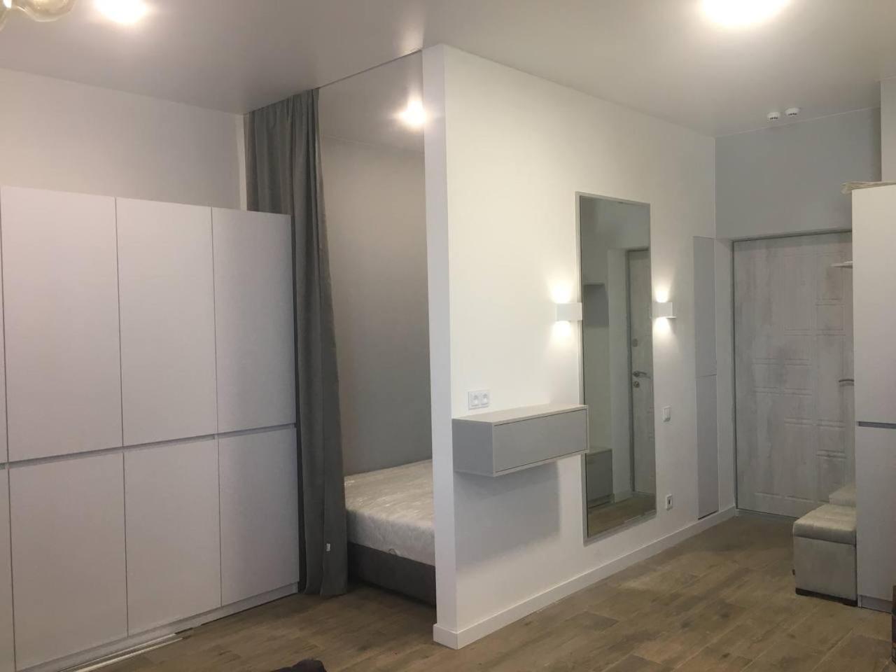 Apartplus - Затишні Апартаменти Dnipro Exteriör bild